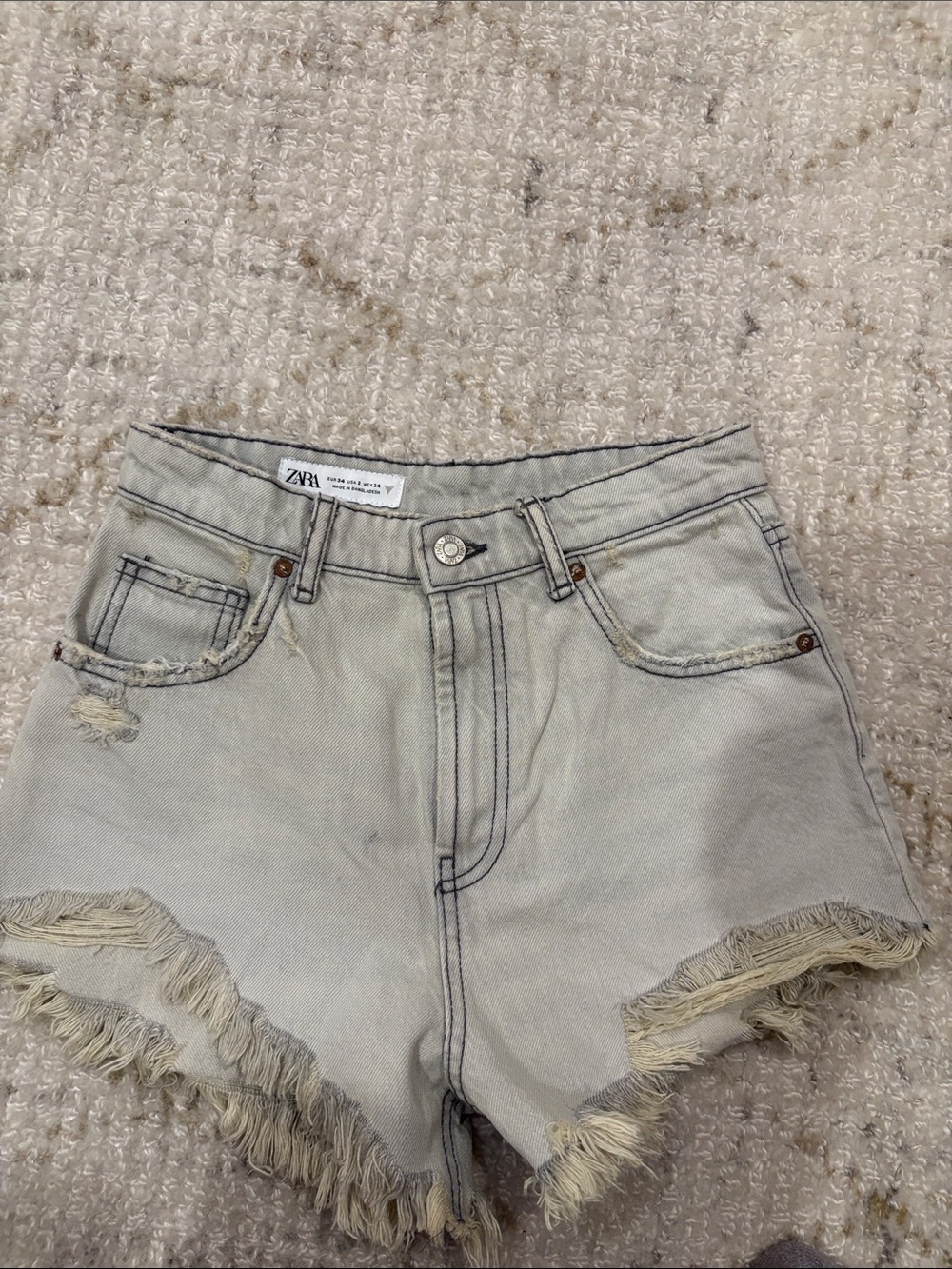 Zara Washed Light Beige Frayed Hem Denim Shorts